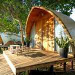 Glamping vs. cabaña: ¿cuál alojamiento se adapta mejor a tu tipo de escapada?